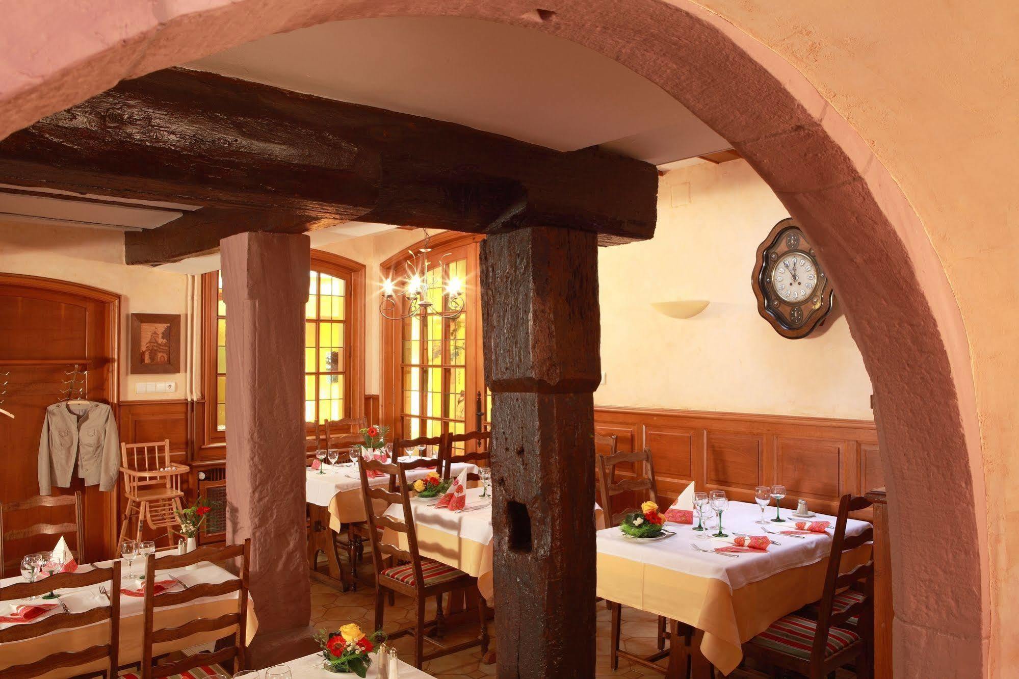 Hotel A La Vignette - Colmar-Nord 상띠뽈리뜨 외부 사진